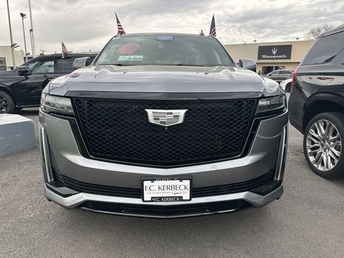 Used 2021 Cadillac Escalade ESV Sport Platinum w/ LPO, ONYX Package image 2