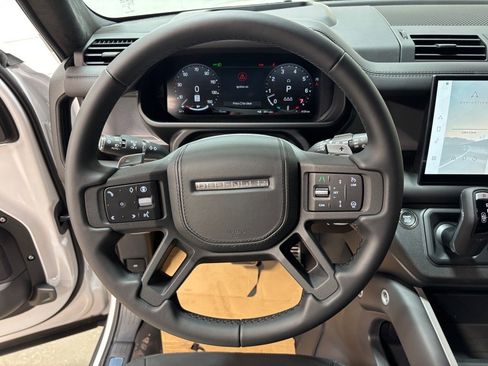 New 2025 Land Rover Defender 110 V8 image 19
