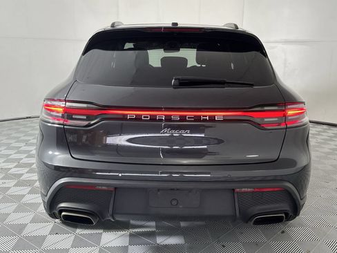Used 2022 Porsche Macan AWD/4WD image 7