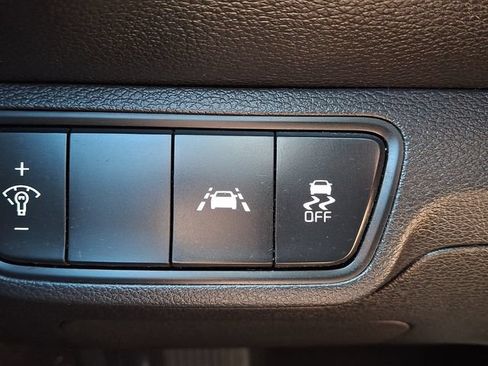 Used 2020 Kia Forte LXS FWD image 25