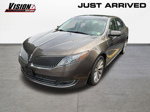 Used 2015 Lincoln MKS AWD image 1