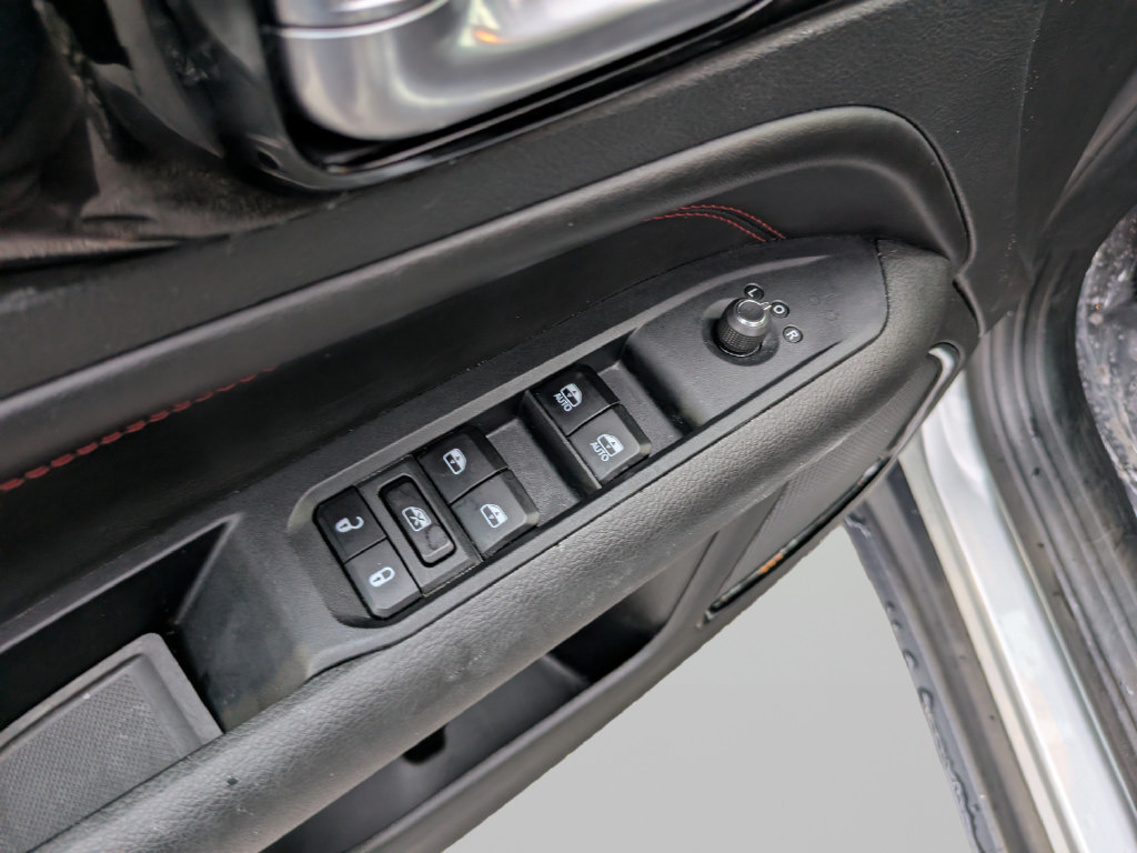 Used 2026 Jeep Compass Trailhawk AWD/4WD image 18