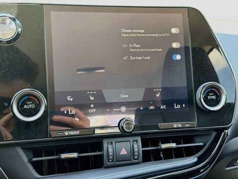 Used 2025 Lexus NX 250 FWD w/ Accessory Package (Z1) image 33