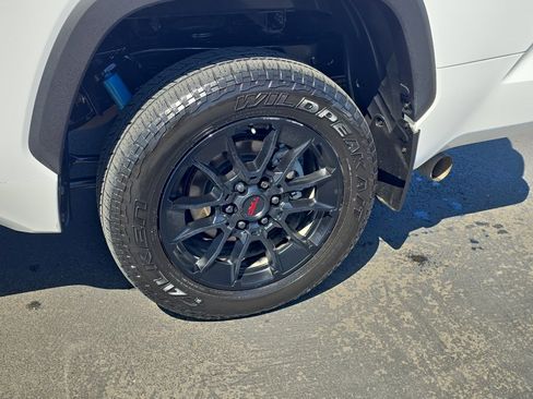 Used 2024 Toyota Tundra Limited w/ TRD Off-Road Package AWD/4WD image 10