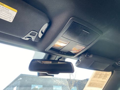 Used 2019 Dodge Challenger R/T image 20