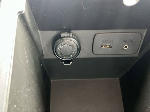 Used 2018 Subaru Crosstrek 2.0i Premium AWD/4WD image 30