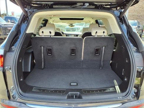 Used 2023 Buick Enclave Premium w/ Experience Buick Package image 23