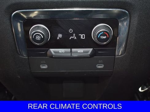 Used 2023 Chevrolet Suburban LT AWD/4WD image 8