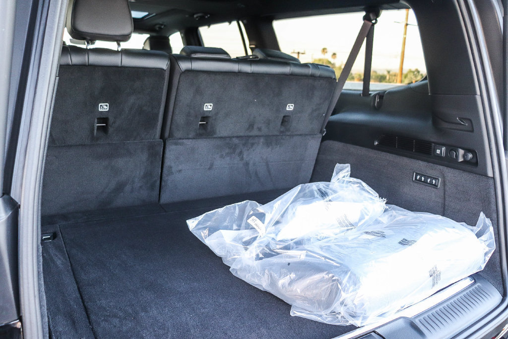 New 2026 Jeep Grand Wagoneer L Summit w/ HD Trailer Tow Package AWD/4WD image 30