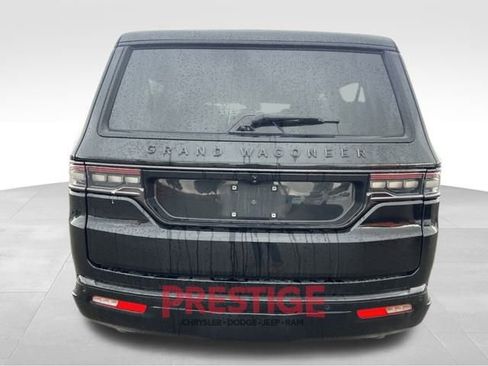 Used 2024 Jeep Grand Wagoneer L Series II w/ Quick Order Packagew 28T image 10