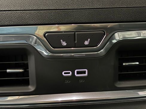 New 2026 GMC Sierra 1500 Denali image 8