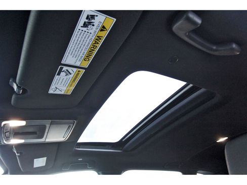 Used 2025 Honda CR-V Sport image 29