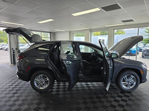 New 2026 Hyundai Tucson SE AWD/4WD image 17