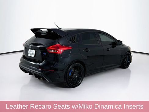 Used 2017 Ford Focus RS AWD/4WD image 7