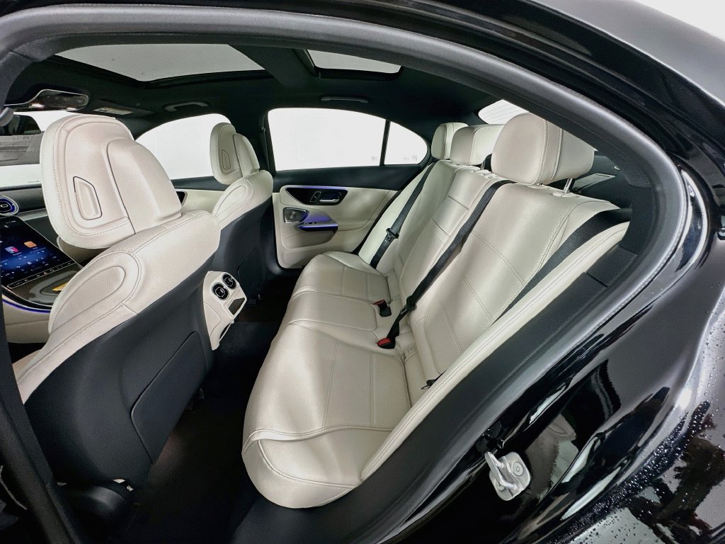 Used 2026 Mercedes-Benz C 300 Sedan image 26