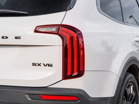 Used 2021 Kia Telluride SX w/ SX Prestige Package AWD/4WD image 14