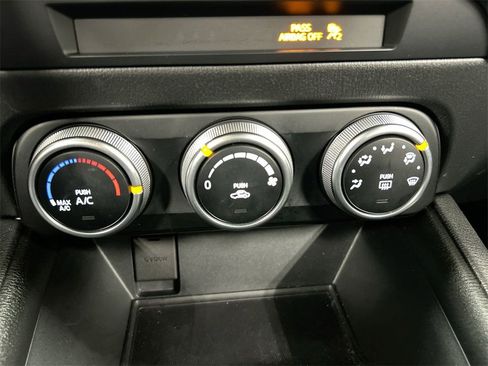 Used 2019 MAZDA CX-5 Sport image 16