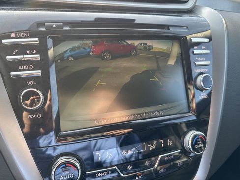 Used 2024 Nissan Murano SV FWD image 23