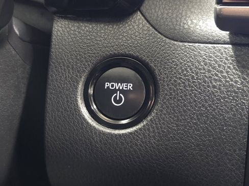 Certified 2025 Toyota Camry SE image 30