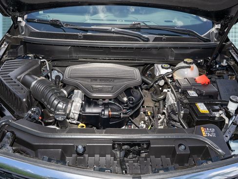 Used 2025 Cadillac XT5 Premium Luxury image 37