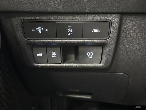 Used 2023 Hyundai Sonata SE w/ Cargo Package image 20