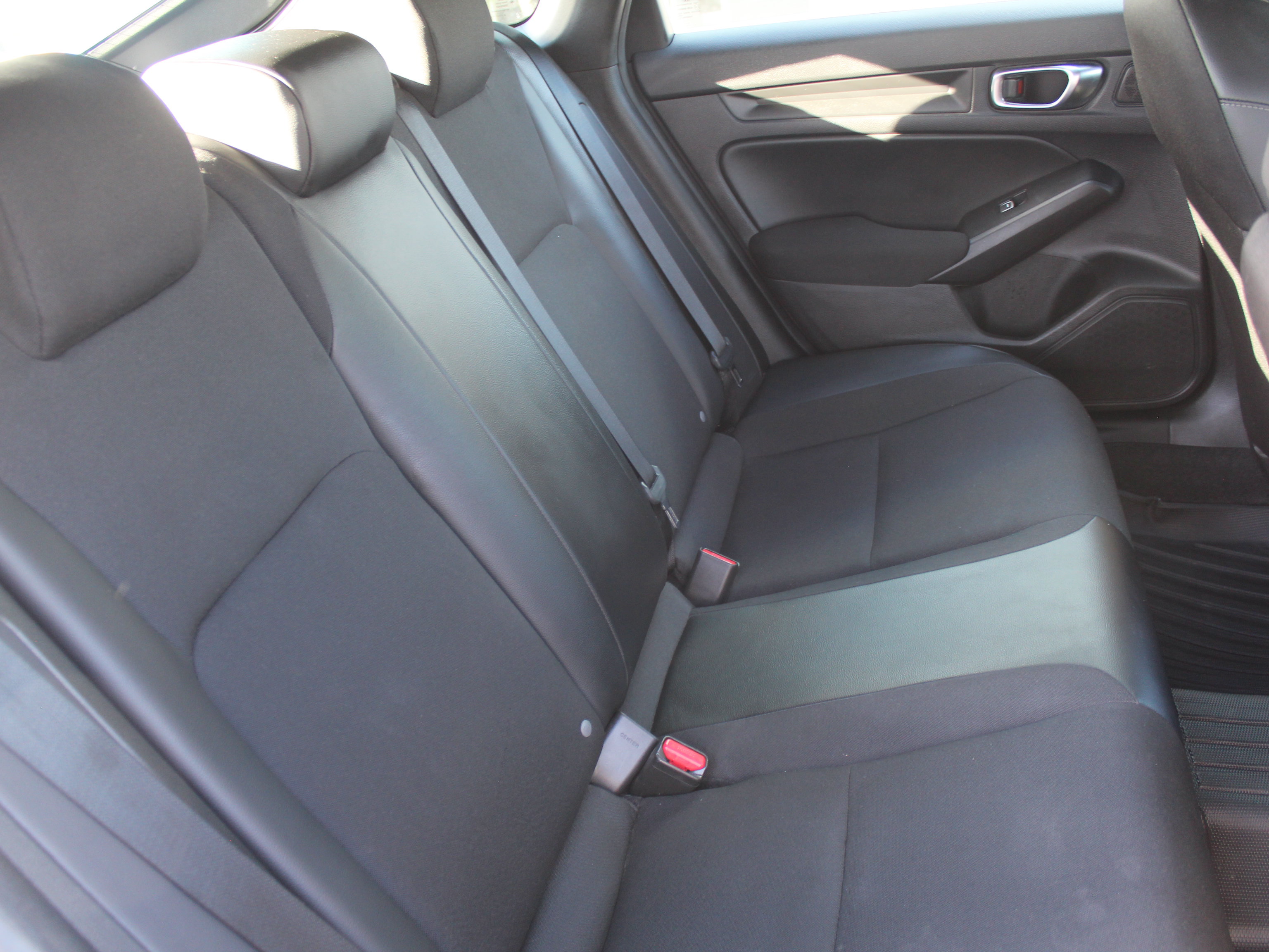 Used 2025 Honda Civic Sport image 25