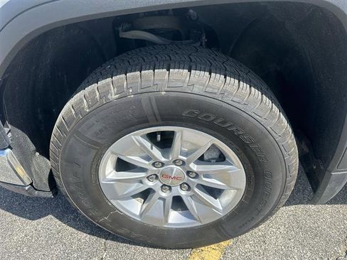 Used 2023 GMC Sierra 1500 SLE image 17