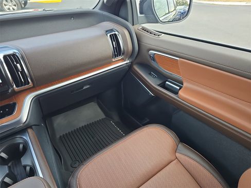 New 2025 Ford Expedition King Ranch image 12