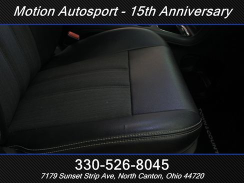 Used 2015 Chrysler Town & Country S w/ Driver Convenience Group FWD image 36