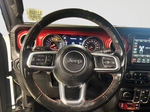 Used 2022 Jeep Gladiator Rubicon w/ Cold Weather Group AWD/4WD image 15