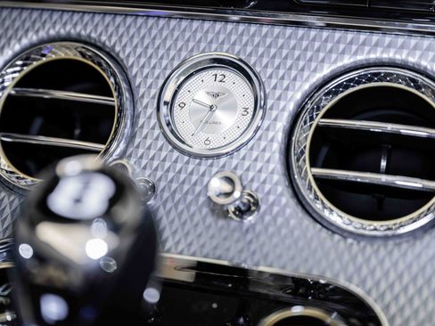 Used 2024 Bentley Continental GT Mulliner image 33