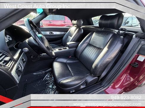 Used 2004 Ford Thunderbird Deluxe RWD image 10