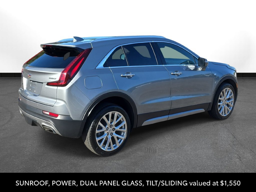 Used 2023 Cadillac XT4 Premium Luxury w/ Technology Package AWD/4WD image 6