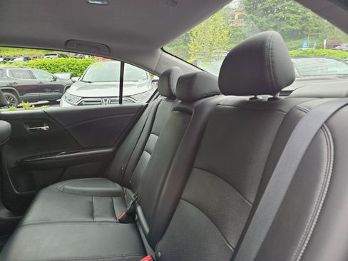 Used 2017 Honda Accord EX-L image 20