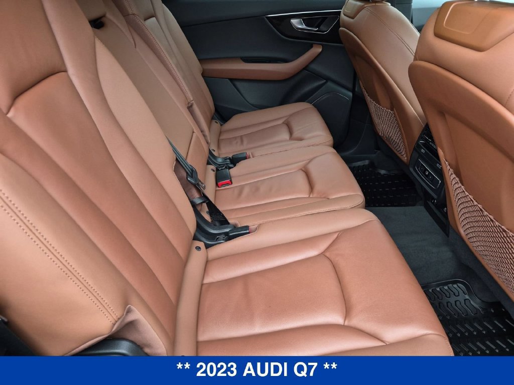 Used 2023 Audi Q7 2.0T Premium w/ Convenience Package AWD/4WD image 29