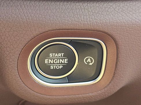 New 2026 Mercedes-Benz GLE 350 4MATIC image 39
