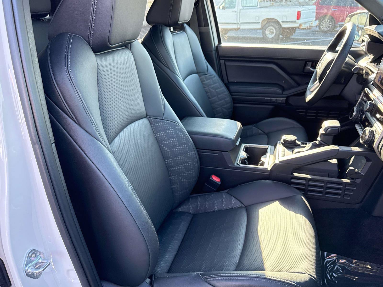 Used 2026 Toyota Tacoma TRD Off-Road w/ TRD Off Road Premium Package AWD/4WD image 18