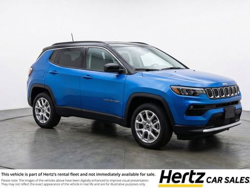 Used 2025 Jeep Compass Limited AWD/4WD image 1