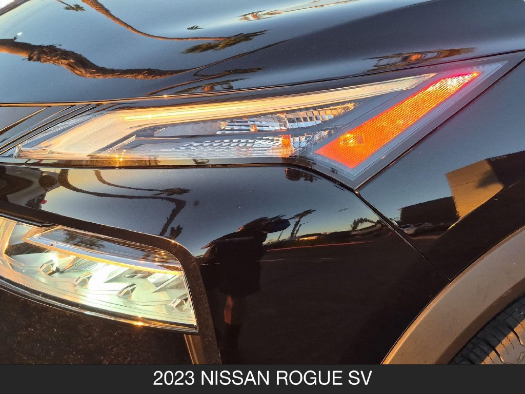 Certified 2023 Nissan Rogue SV w/ SV Premium B Package FWD image 10