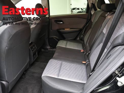 Used 2023 Nissan Rogue SV AWD/4WD image 21