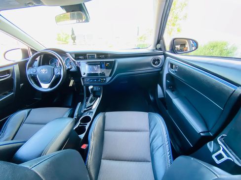 Used 2017 Toyota Corolla SE w/ Carpet Mat Package (TMS) FWD image 20