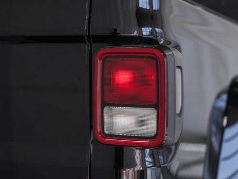 New 2026 Jeep Gladiator Sport image 6