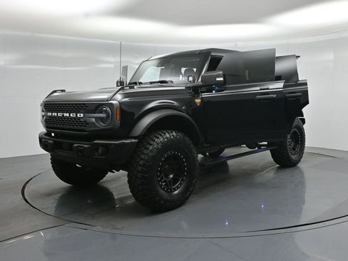 Used 2023 Ford Bronco Badlands AWD/4WD image 29