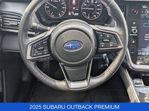 Used 2025 Subaru Outback Premium AWD/4WD image 19