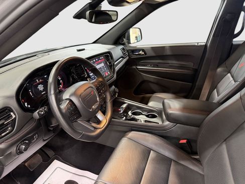 Used 2025 Dodge Durango GT AWD/4WD image 2