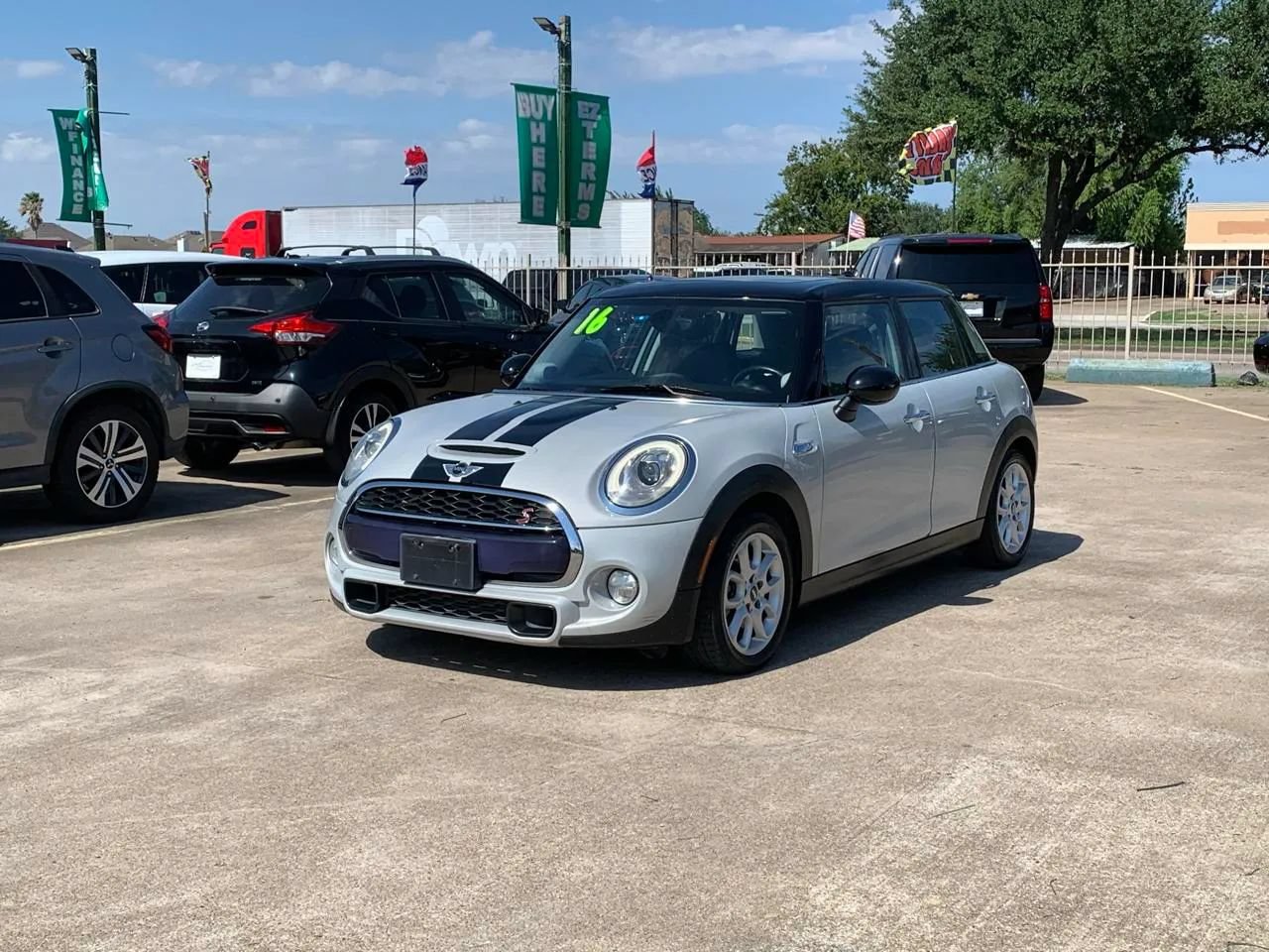 Used 2016 MINI Cooper S FWD image 3