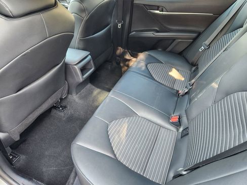 Used 2023 Toyota Camry SE image 29