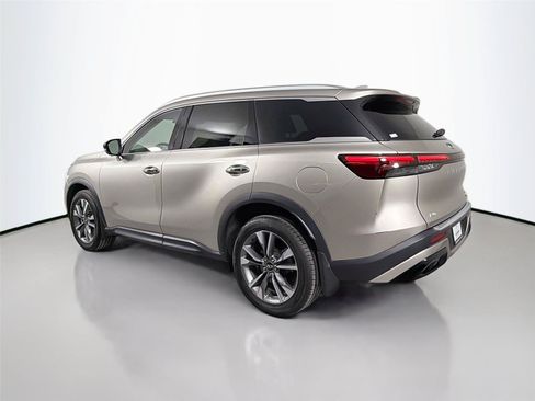 Used 2023 INFINITI QX60 Luxe w/ Cargo Package AWD/4WD image 8