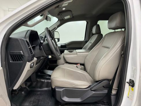 Used 2017 Ford F150 XL w/ Trailer Tow Package w/101A AWD/4WD image 17