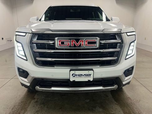 New 2026 GMC Yukon XL Elevation w/ LPO, Floor Liner Package image 9